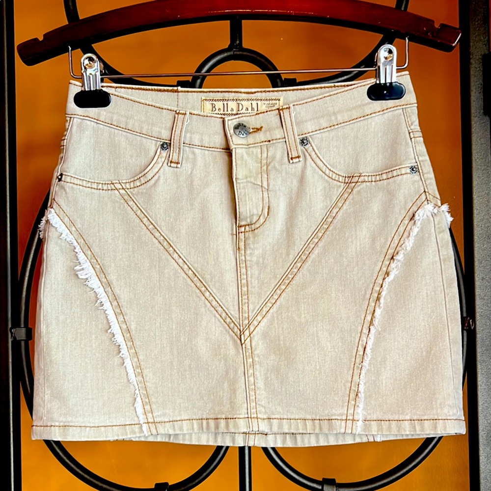 BELLA DAHL Vintage Chic Mini Skirt